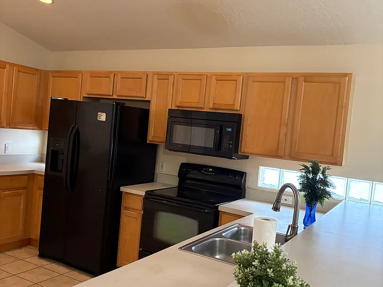 14630 Lady Victoria Blvd — Photo 12