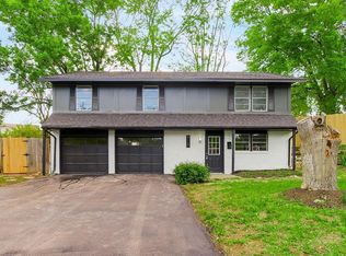 610 NE Park Cir, Lees Summit, MO 64086