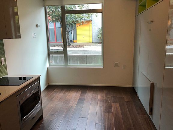 5th image of 838 NE 69th St #104