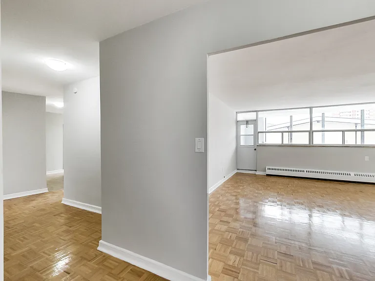 6000 Bathurst St — Photo 92