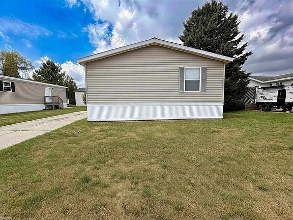2nd image of 6039 Bentwood Cir E