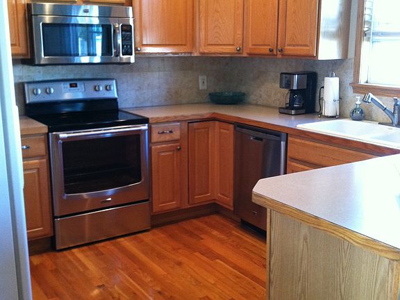 4th image of 3107 Oaklawn Park