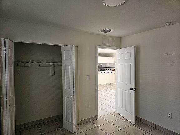 5th image of 3725 NW 13th Ave