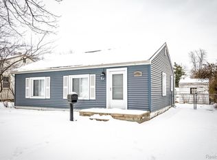 20428 Champaign St, Taylor, MI 48180