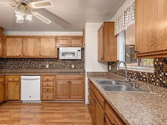 4th image of 66255 Avenida Dorado