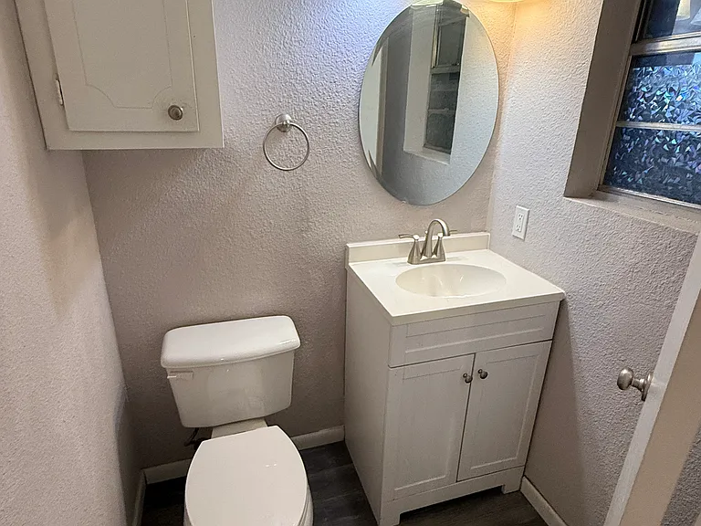 5202 Hilltop Dr — Photo 4