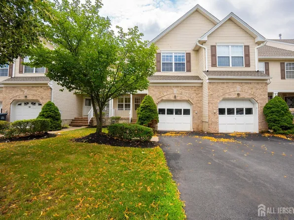 61 Jared Dr, North Brunswick, NJ 08902