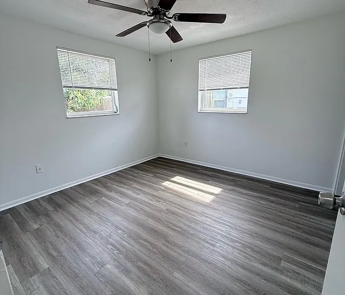 5020 Vickers Dr — Photo 30