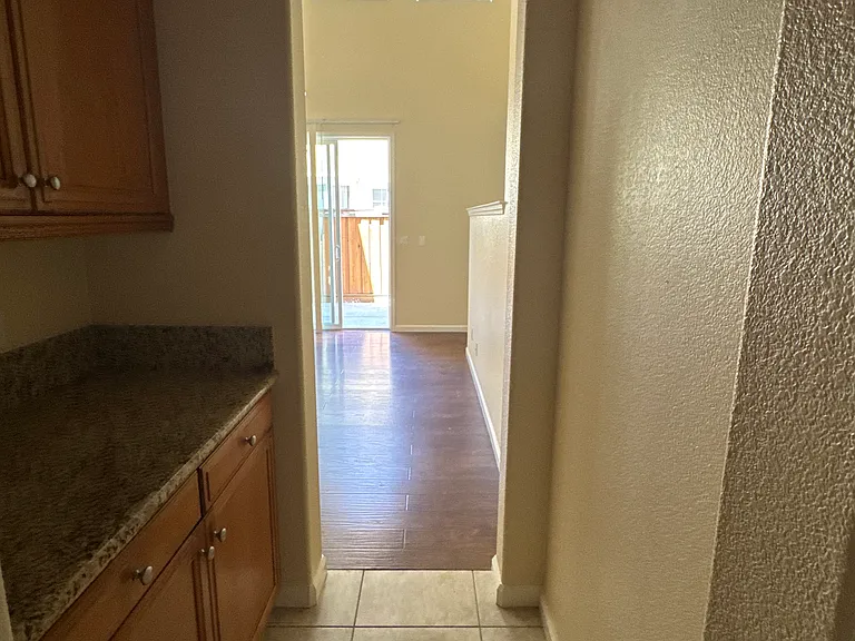 96 S Libertad St — Photo 12
