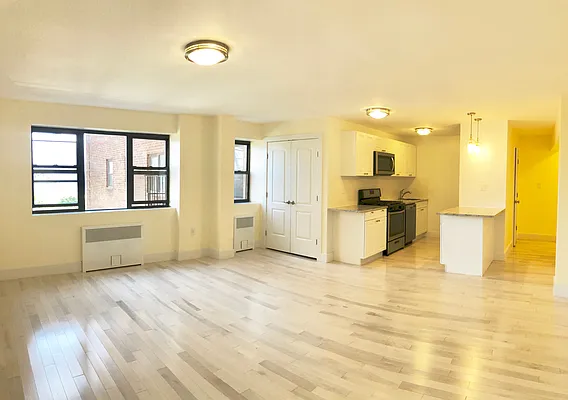 Rented by EastMount Realty LLC | media 2