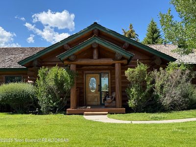400 Moulton Loop Rd, Jackson, WY, 83001