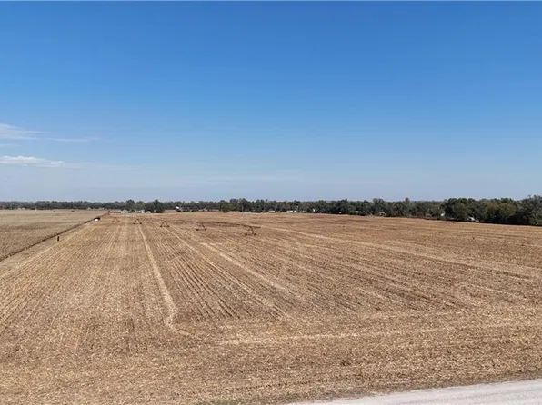 SW Gasper Rd, Saint Joseph, MO 64504