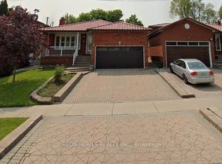 3 Lord Roberts Dr, Toronto, ON M1K 3W1