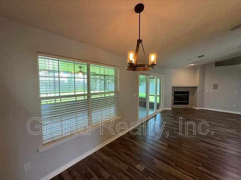 3951 Harbors Port St — Photo 9