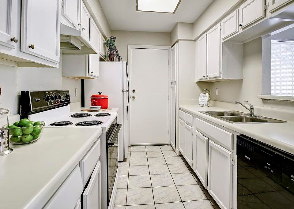 1st image of 8299 Cambridge St APT 204