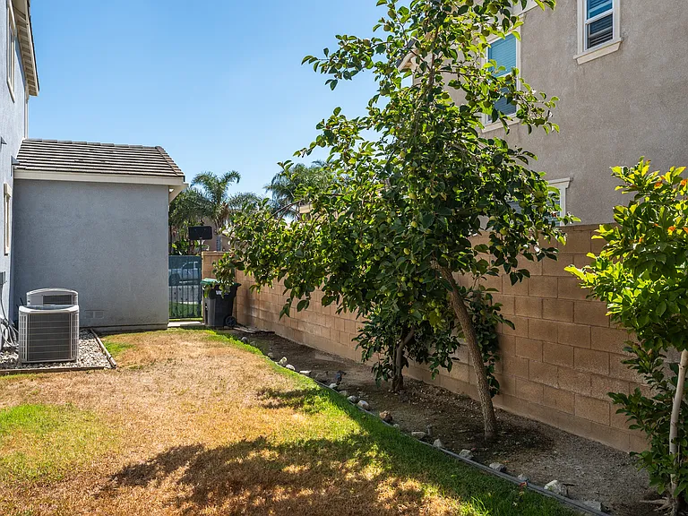 12326 White Horse Ct — Photo 34