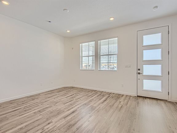 5th image of 9648 Browns Peak Cir