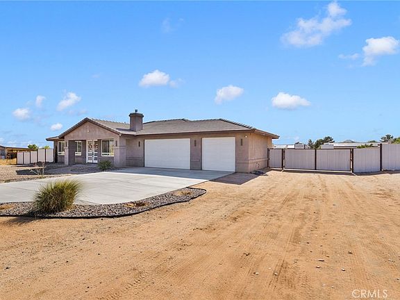 4th image of 16160 Tenaya Rd