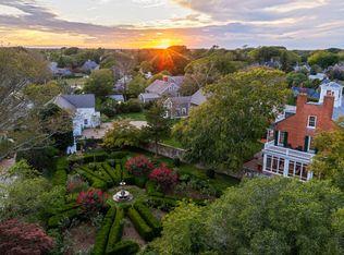 19 Pleasant St, Nantucket, MA 02554