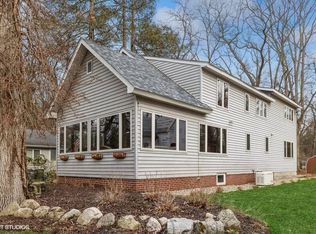 3983 Ponchartrain Dr, New Buffalo, MI 49117