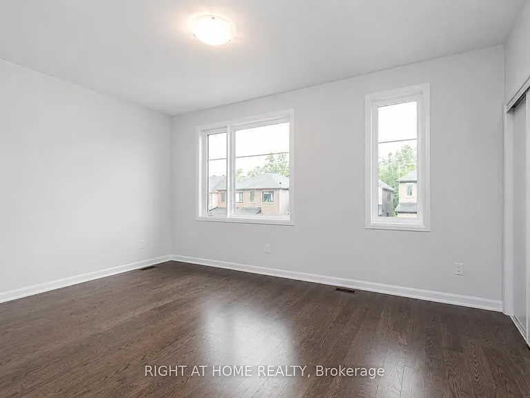 182 Lynn Coulter St — Photo 12