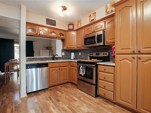 5th image of 2504 Tierra #3