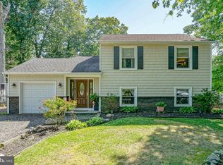 602 Autumn Crest Dr, Waterford Works, NJ 08089