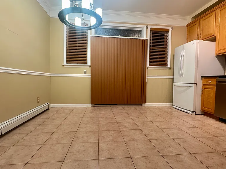 62 Poplar Ave #1 — Photo 9