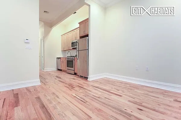 Rented by Citi Habitats | media 31