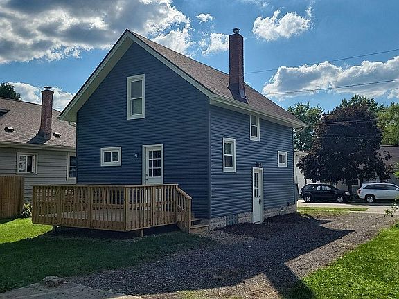 3rd image of 215 Fairview Ave