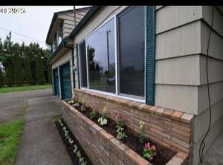 3713 3rd St, Tillamook, OR 97141