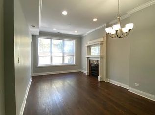 3822 N Clark St #2, Chicago, IL 60613