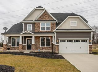 3165 Fairview Dr, Avon, OH 44011