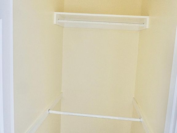 3rd image of 11837 Berendo Ave APT 2