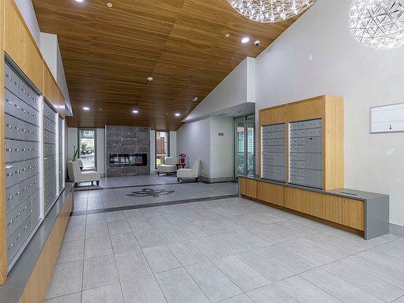 3rd image of 11501 84th Ave #302