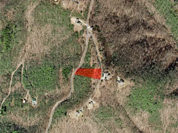 17 Summit Dr, Hayesville, NC 28904