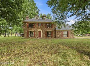 7630 Whitten Hill Dr, Olive Branch, MS 38654