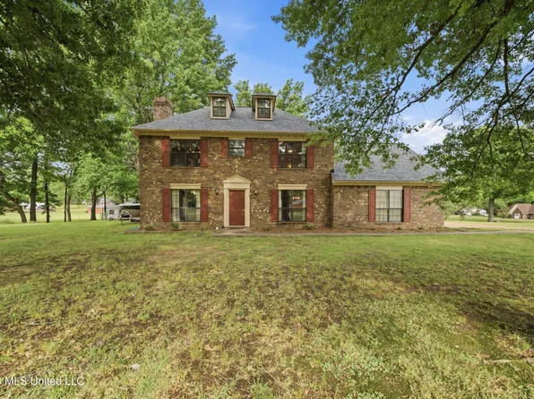 7630 Whitten Hill Dr, Olive Branch, MS 38654