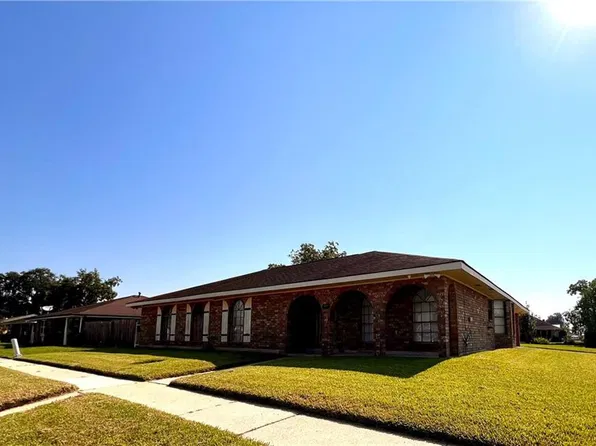 1135 Kenny Dr, Westwego, LA 70094