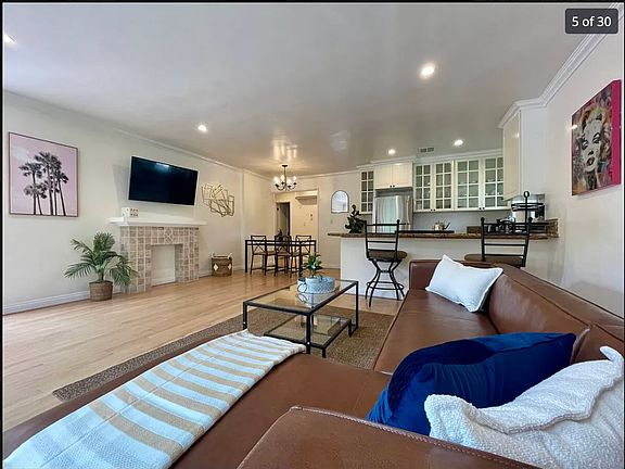 5th image of 1028 12th St #10281