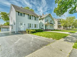 115 Harwick Rd, Rochester, NY 14609