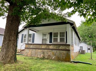 434 N Valley St, Neosho, MO 64850
