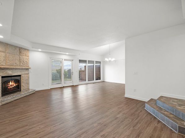 3110 W Catalina Ln