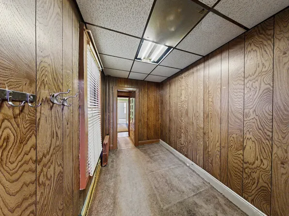 1722 Putnam Avenue image 21 of 30