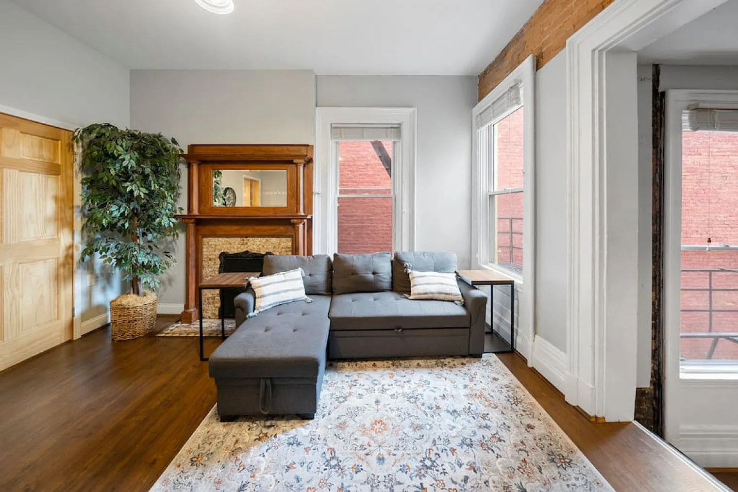 2 bed, 2.0 bath, 1625 sqft, $2,253 — Photo 2