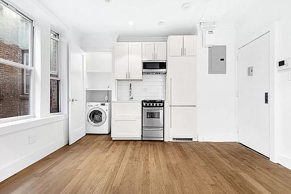 1st image of 350 W 18th St APT 4B