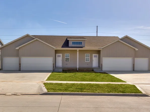 1102 Westview Dr, Huxley, IA 50124