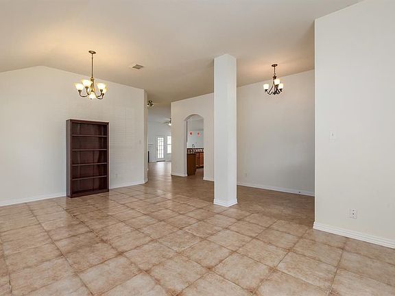 4th image of 21569 Duke Alexander Dr