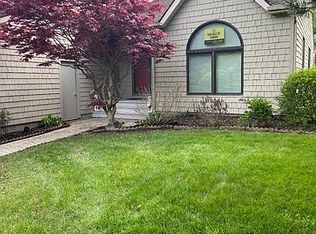 6309 Hamlet Crst, Jamesville, NY 13078