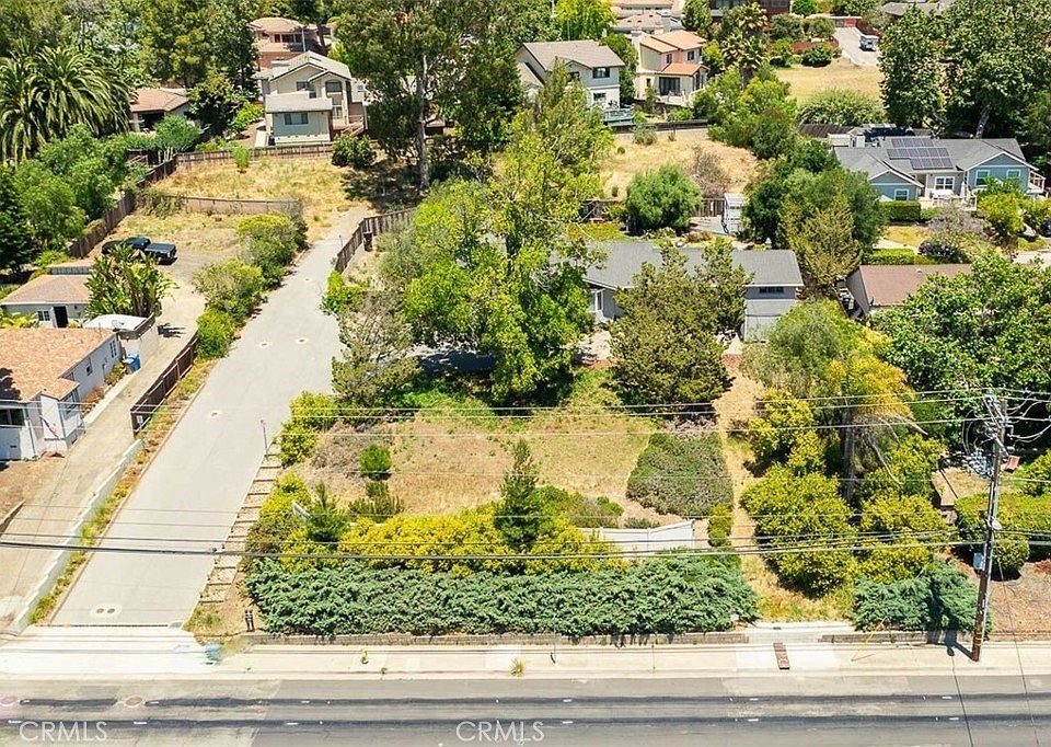 1st image of 2422 Johnson Ave